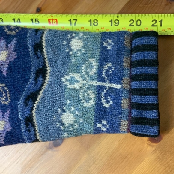 Icelandic Design Vintage Sweater 100% Wool w Gorgeous Colours, Fully Lined - Picture 11 of 15